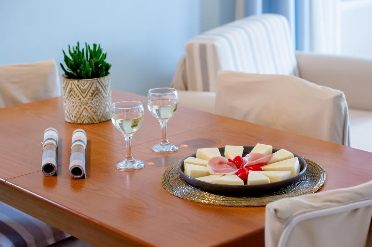 Seasight Living Apartment Plítra Eksteriør billede